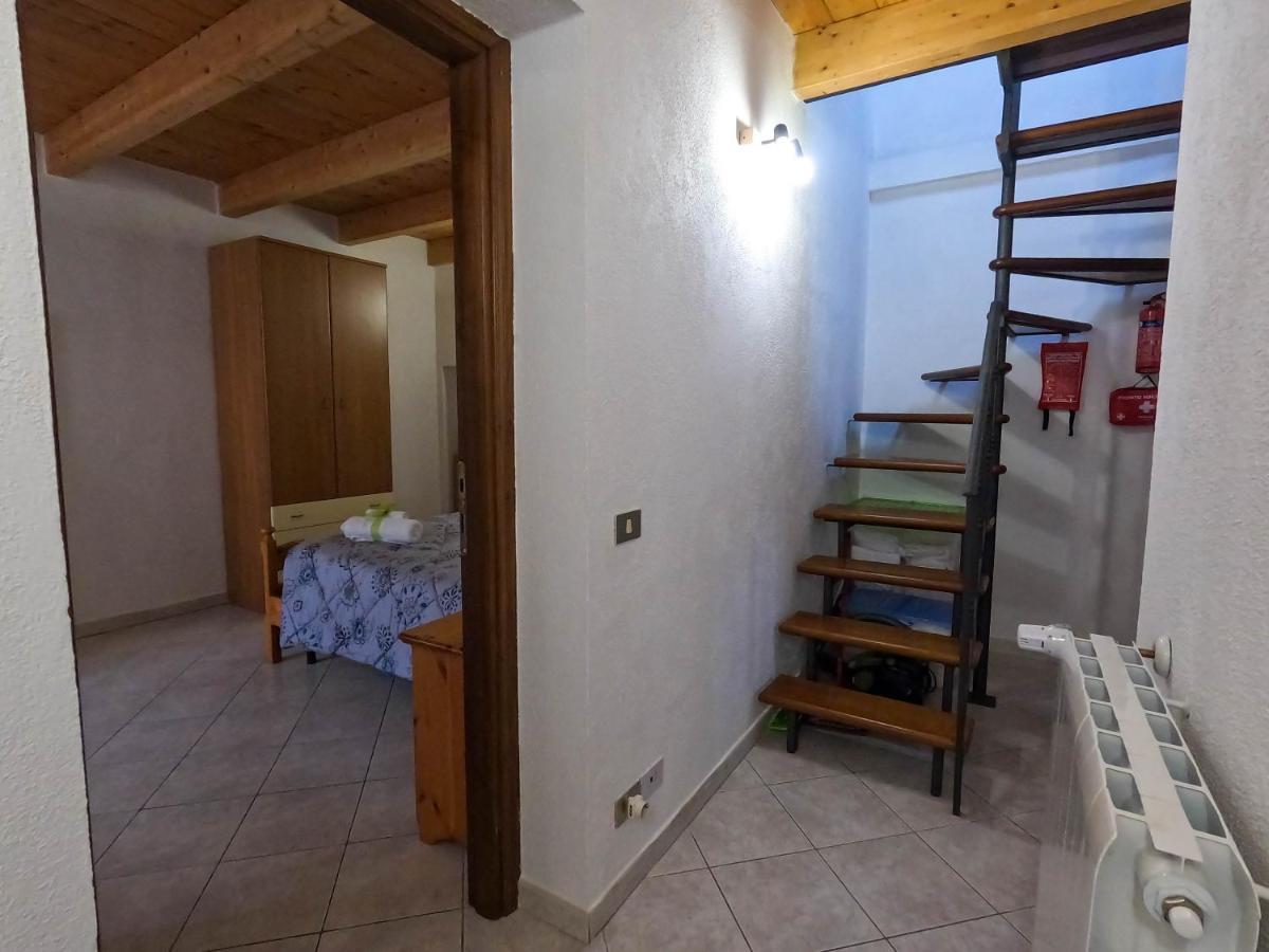 San Domenico House - Centro Storico Bed & Breakfast LʼAquila Екстериор снимка