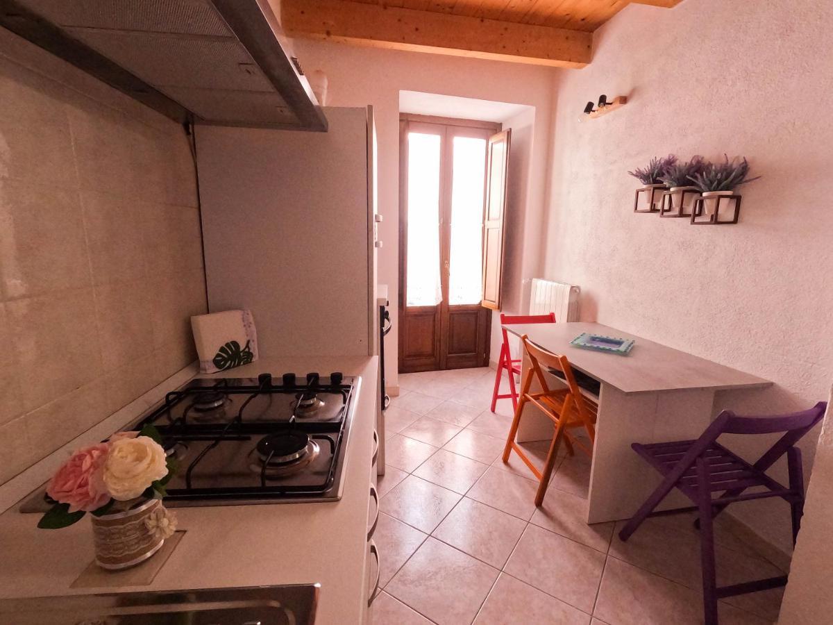 San Domenico House - Centro Storico Bed & Breakfast LʼAquila Екстериор снимка