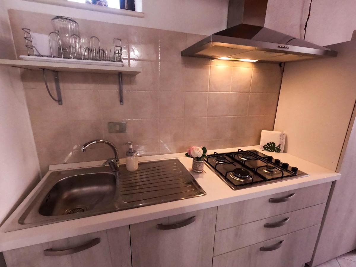 San Domenico House - Centro Storico Bed & Breakfast LʼAquila Екстериор снимка